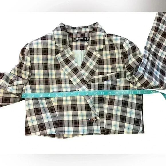 ASOS MISGUIDED PETITE SIZE 0. Plaid cropped blazer with button front. NWT - Picture 7 of 9